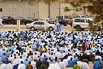 Africa;Mauritania;desierto_del_Sahara;el_Sahel;cultura;ritos_y_creencias;religion;religiones;Islam;islamico;musulman;musulmanes;creyentes;gente_rezando;rezar;celebraciones_religiosas;Fiesta_del_Cordero;islam;musulman;EID