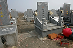 Asia;China;Oriental;Oriente;entorno_urbano;cementerio;lapidas;tumbas;campo_santo