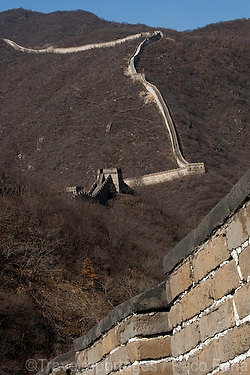 Asia;China;monumental_e_historico;civilizaciones;China_imperial;cultura;arte;estilos_arquitectonicos;estilo_Chino;patrimonio_humanidad;La_Gran_Muralla;monumentos;murallas;almena;almenas;merlon;naturaleza_y_medioambiente;medioambiental;montanas;montana