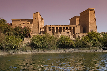 Africa;Egipto;monumental_e_historico;civilizaciones;antiguo_Egipto;monumentos_egipcios;cultura;arte;arte_antiguo;Arte_Egipcio;rio;rios;rio_Nilo;Templo_Philae;estilos_arquitectonicos;arquitectura;estilo_ptolemaico