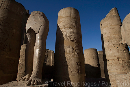 Africa;Egipto;monumental_e_historico;civilizaciones;antiguo_Egipto;monumentos_egipcios;cultura;arte;arte_antiguo;Arte_Egipcio;escultura;esculturas;El_templo_Luxor