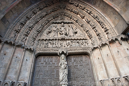 Europa;Espana;Castilla_y_Leon;Leon;monumental_e_historico;edificios_religiosos;catedrales;catedral;catedral_gotica;Santa_Maria_Regla;pulchra_leonina;arquitectura;detalles_arquitectonicos;puerta