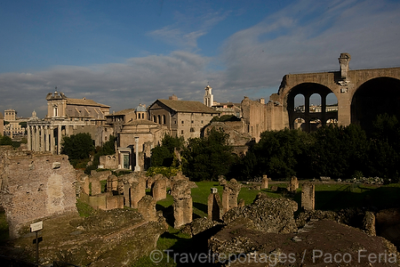 monumental_e_historico;ciudades_historicas;cultura;arte;arte_antiguo;Arte_Romano;estilos_arquitectonicos;estilo_Romano;civilizaciones;cultura_Romana;monumentos;monumentos_en_ruinas;ruinas_arqueologicas;entorno_urbano;arquitectura;arquitectura_romana;el_foro_romano