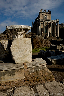 monumental_e_historico;ciudades_historicas;cultura;arte;arte_antiguo;Arte_Romano;estilos_arquitectonicos;estilo_Romano;civilizaciones;cultura_Romana;monumentos;monumentos_en_ruinas;ruinas_arqueologicas;entorno_urbano;arquitectura;arquitectura_romana;el_foro_romano