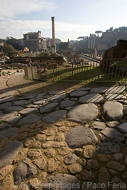 monumental_e_historico;ciudades_historicas;cultura;arte;arte_antiguo;Arte_Romano;estilos_arquitectonicos;estilo_Romano;civilizaciones;cultura_Romana;monumentos;monumentos_en_ruinas;ruinas_arqueologicas;entorno_urbano;arquitectura;arquitectura_romana;el_foro_romano