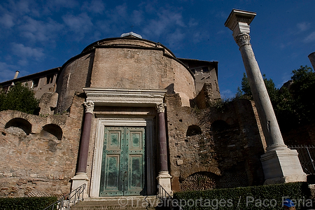 monumental_e_historico;ciudades_historicas;cultura;arte;arte_antiguo;Arte_Romano;estilos_arquitectonicos;estilo_Romano;civilizaciones;cultura_Romana;monumentos;monumentos_en_ruinas;ruinas_arqueologicas;entorno_urbano;arquitectura;arquitectura_romana;el_foro_romano