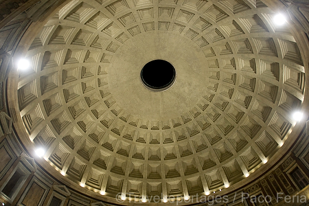 monumental_e_historico;ciudades_historicas;cultura;arte;arte_antiguo;Arte_Romano;estilos_arquitectonicos;estilo_Romano;civilizaciones;cultura_Romana;arquitectura;detalles_arquitectonicos;cupulas;entorno_urbano;arquitectura_romana;el_Panteon