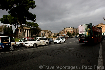 monumental_e_historico;ciudades_historicas;entorno_urbano;parques_y_plazas_publicas;piazza_Boca_della_Verita