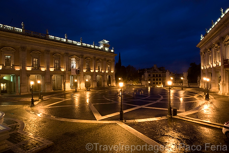 monumental_e_historico;ciudades_historicas;entorno_urbano;parques_y_plazas_publicas;lugares_historicos;el_Capitolio;naturaleza_y_medioambiente;medioambiental;paisajes;paisaje_nocturno;monumentos;esculturas;esculturas_ecuestres;emperador_Marco_Aurelio;Cesar;cultura;arte;estilos_artisticos;estilo_renacentista;renacimiento;Miguel_Angel;Michelangelo;Plaza_del_Campidoglio;colina_Capitolina;colores;color;color_dominante;color_dorado;luz_dorada