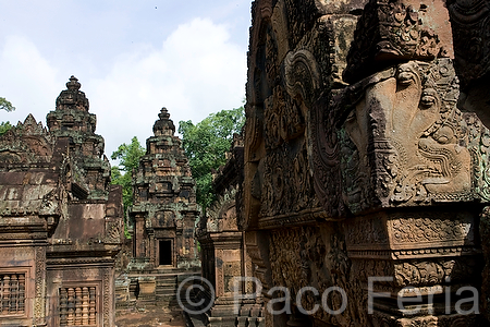 Asia;Camboya;Sudeste_Asiatico;cultura;ritos_y_creencias;religiones;religion;Budismo;monumental_e_historico;monumentos;civilizaciones;Khmer;Jemer;edificios_religiosos;templo;templos;Budista;tropico;zonas_tropicales;templos_Angkor;Banteay_Srei;civilizacion_Jemer;monumentos_en_ruinas;ruinas_arqueologicas