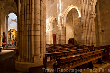 Europa;Portugal;Oporto;monumental_e_historico;edificios_religiosos;catedrales;catedral;arquitectura;estilo_Romanico;arte_Romanico;basilica;iglesia;cultura;ritos_y_creencias;religion;religiones;Cristianismo;catolicismo