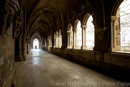 Europa;Portugal;Lisboa;monumental_e_historico;edificios_religiosos;catedrales;catedral;arquitectura;estilo_Romanico;arte_Romanico;estilos_arquitectonicos;claustro;cultura;ritos_y_creencias;religion;religiones;Cristianismo;catolicismo