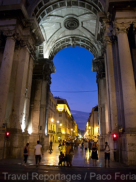 Europa;Portugal;Lisboa;luz;iluminacion;noche;nocturno;entorno_urbano;vista_nocturna;de_noche;iluminacion_nocturna;nocturnas;monumental_e_historico;monumentos;arco_triunfal