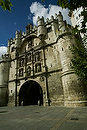 entorno_urbano;arquitectura;estilos_arquitectonicos;estilo_medieval;cultura;arte;arcos;monumental_e_historico;monumentos;puerta;ciudades_historicas;ciudades_medievales;edad_media