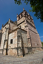 Europa;Espana;Cantabria;cultura;arte;estilos_arquitectonicos;estilo_Gotico;monumental_e_historico;edificios_religiosos;iglesia_gotica;ritos_y_creencias;religiones;religion;Cristianismo;ciudades_historicas;ciudades_medievales;iglesia_santa_Maria_Ángeles