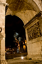 monumental_e_historico;ciudades_historicas;naturaleza_y_medioambiente;medioambiental;paisajes;paisaje_nocturno;ruinas_arqueologicas;arqueologia;restos_arqueologicos;Ruinas_Romanas;arco_romano;arco_Constantino;colores;color;color_dominante;color_dorado;luz_dorada