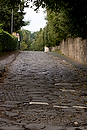 monumental_e_historico;ciudades_historicas;cultura;arte;arte_antiguo;Arte_Romano;estilos_arquitectonicos;estilo_Romano;civilizaciones;cultura_Romana;monumentos;via_romana;caminos;entorno_urbano;vias_comunicacion;carretera;Via_Appia_antigua