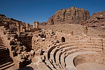 Asia;Proximo_Oriente;Jordania;monumental_e_historico;ciudades_historicas;Petra;ruinas_arqueologicas;arqueologia;restos_arqueologicos;civilizaciones;Nabateos;montanas;montana;cultura;arte;arte_antiguo;Arte_Romano;estilos_arquitectonicos;arquitectura;estilo_Romano;Ruinas_Romanas;naturaleza_y_medioambiente;medioambiental;paisajes;roca;rocas