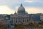 monumental_e_historico;ciudades_historicas;edificios_religiosos;basilica;basilica_San_Pedro;cultura;ritos_y_creencias;religion;religiones;Cristianismo;catolicos;catolicismo;arquitectura;detalles_arquitectonicos;cupulas;naturaleza_y_medioambiente;medioambiental;paisajes;puesta_Sol;atardecer;ocaso